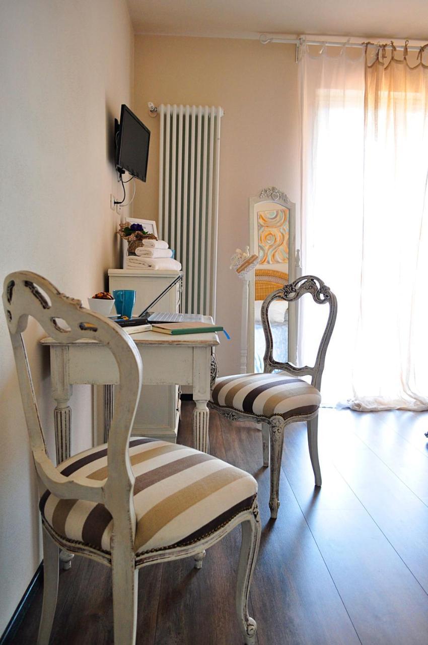 B&B Acquamarina Marina di Massa Esterno foto