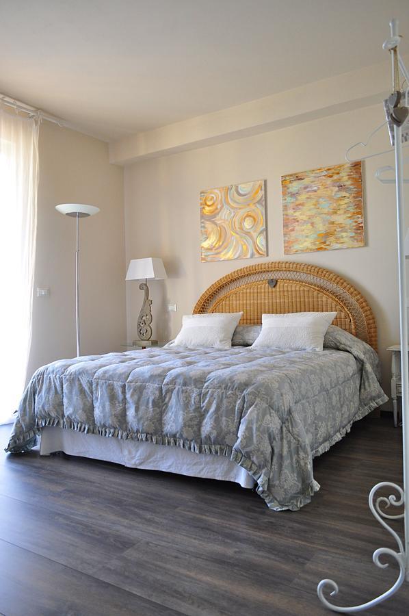 B&B Acquamarina Marina di Massa Esterno foto